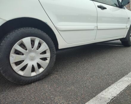 Белый Мицубиси Лансер, объемом двигателя 1.6 л и пробегом 306 тыс. км за 3000 $, фото 8 на Automoto.ua