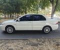 Білий Міцубісі Lancer, об'ємом двигуна 1.6 л та пробігом 400 тис. км за 4100 $, фото 1 на Automoto.ua