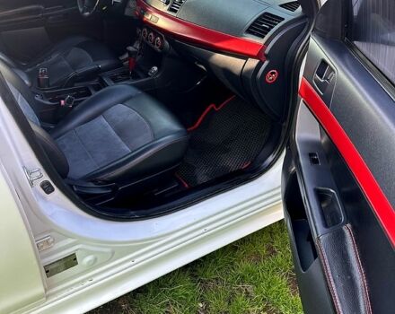 Білий Міцубісі Lancer, об'ємом двигуна 2 л та пробігом 165 тис. км за 5800 $, фото 10 на Automoto.ua