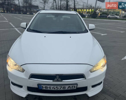 Белый Мицубиси Лансер, объемом двигателя 1.5 л и пробегом 314 тыс. км за 6500 $, фото 4 на Automoto.ua