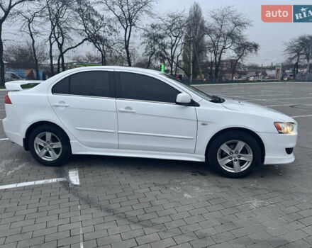 Белый Мицубиси Лансер, объемом двигателя 1.5 л и пробегом 314 тыс. км за 6500 $, фото 10 на Automoto.ua