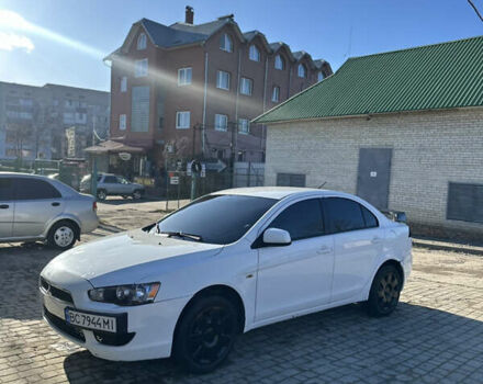 Белый Мицубиси Лансер, объемом двигателя 1.5 л и пробегом 255 тыс. км за 5777 $, фото 4 на Automoto.ua