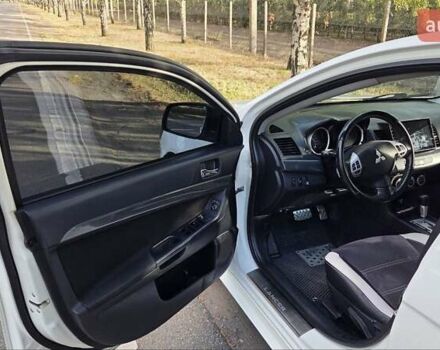 Білий Міцубісі Lancer, об'ємом двигуна 2 л та пробігом 185 тис. км за 7600 $, фото 8 на Automoto.ua