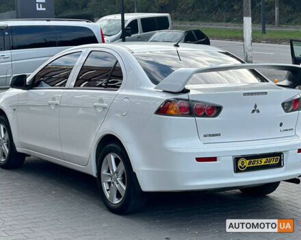 Мицубиси Лансер 2010 в Черновцах на Automoto.ua Белый Мицубиси Лансер, объемом двигателя 1.5 л и пробегом 220 тыс. км за 7700 $, фото 3 на Automoto.ua