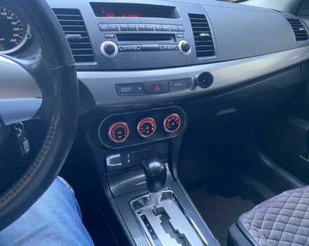 Білий Міцубісі Lancer, об'ємом двигуна 1.5 л та пробігом 218 тис. км за 6000 $, фото 3 на Automoto.ua