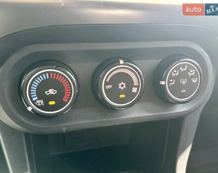 Белый Мицубиси Лансер, объемом двигателя 2 л и пробегом 124 тыс. км за 7700 $, фото 16 на Automoto.ua