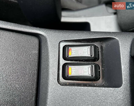 Белый Мицубиси Лансер, объемом двигателя 1.59 л и пробегом 145 тыс. км за 7500 $, фото 17 на Automoto.ua