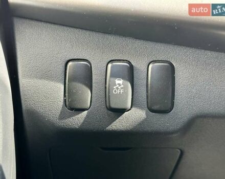 Белый Мицубиси Лансер, объемом двигателя 2 л и пробегом 124 тыс. км за 7700 $, фото 17 на Automoto.ua