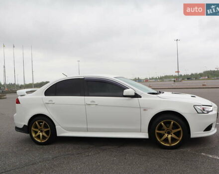 Белый Мицубиси Лансер, объемом двигателя 1.59 л и пробегом 130 тыс. км за 8500 $, фото 12 на Automoto.ua