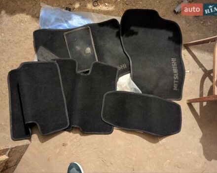 Белый Мицубиси Лансер, объемом двигателя 1.59 л и пробегом 130 тыс. км за 8500 $, фото 55 на Automoto.ua