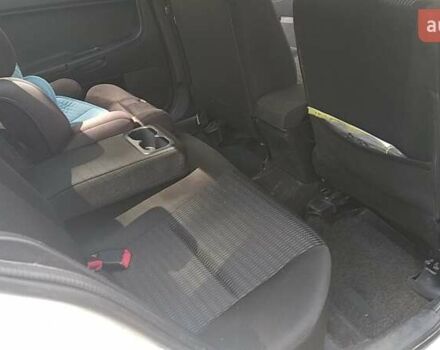Білий Міцубісі Lancer, об'ємом двигуна 1.6 л та пробігом 155 тис. км за 9000 $, фото 4 на Automoto.ua