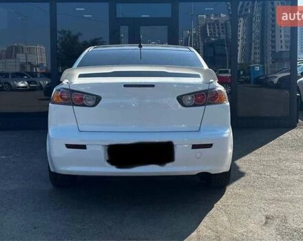 Белый Мицубиси Лансер, объемом двигателя 2.4 л и пробегом 208 тыс. км за 7500 $, фото 2 на Automoto.ua