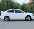 Білий Міцубісі Lancer, об'ємом двигуна 2 л та пробігом 135 тис. км за 8400 $, фото 4 на Automoto.ua