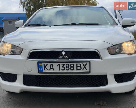 Мицубиси Лансер 2015 в Остоге на Automoto.ua Белый Мицубиси Лансер, объемом двигателя 2 л и пробегом 131 тыс. км за 9000 $, фото 1 на Automoto.ua