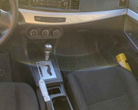 Білий Міцубісі Lancer, об'ємом двигуна 2 л та пробігом 132 тис. км за 8200 $, фото 7 на Automoto.ua