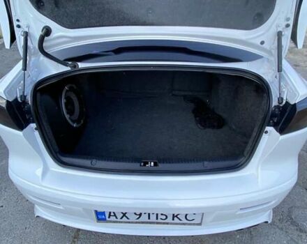 Мицубиси Лансер 2016 в Харькове на Automoto.ua Белый Мицубиси Лансер, объемом двигателя 2 л и пробегом 114 тыс. км за 10000 $, фото 20 на Automoto.ua