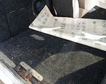 Білий Міцубісі Lancer, об'ємом двигуна 1.5 л та пробігом 280 тис. км за 601 $, фото 14 на Automoto.ua