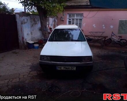 Белый Мицубиси Лансер, объемом двигателя 1.5 л и пробегом 290 тыс. км за 1200 $, фото 3 на Automoto.ua