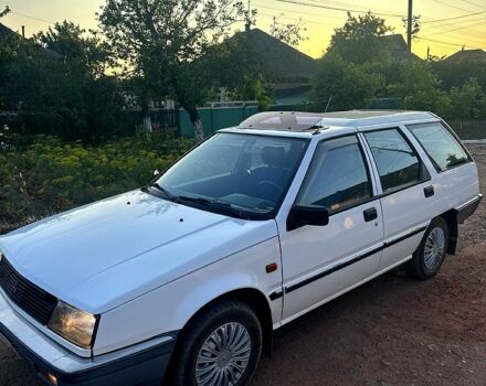 Белый Мицубиси Лансер, объемом двигателя 1.5 л и пробегом 55 тыс. км за 1500 $, фото 1 на Automoto.ua