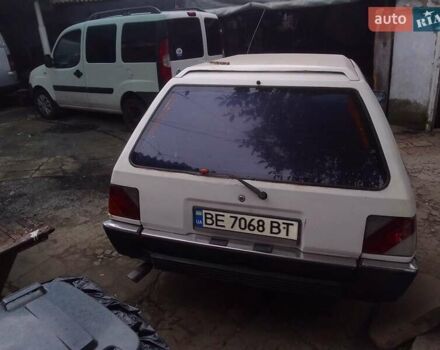 Білий Міцубісі Lancer, об'ємом двигуна 1.47 л та пробігом 300 тис. км за 1100 $, фото 1 на Automoto.ua