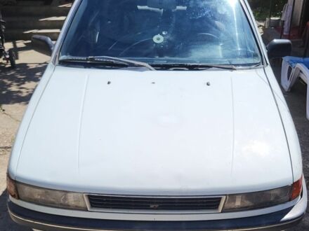 Міцубісі Lancer 1989 у Чернівцях на Automoto.ua Білий Міцубісі Lancer, об'ємом двигуна 1.6 л та пробігом 2 тис. км за 1100 $, фото 1 на Automoto.ua