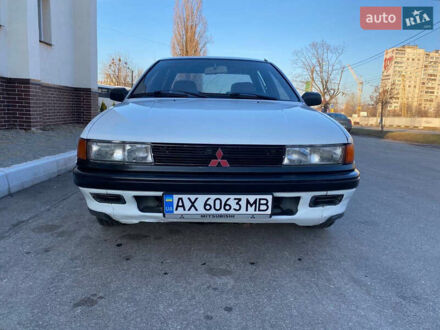 Мицубиси Лансер 1990 в Ровно на Automoto.ua Белый Мицубиси Лансер, объемом двигателя 1.58 л и пробегом 439 тыс. км за 1250 $, фото 1 на Automoto.ua