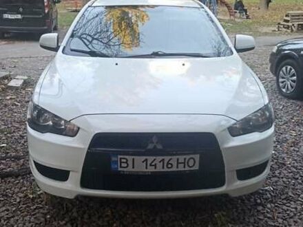 Мицубиси Лансер 2008 в Киеве на Automoto.ua Белый Мицубиси Лансер, объемом двигателя 1.5 л и пробегом 237 тыс. км за 5000 $, фото 1 на Automoto.ua