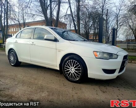 Белый Мицубиси Лансер, объемом двигателя 1.5 л и пробегом 180 тыс. км за 4600 $, фото 1 на Automoto.ua