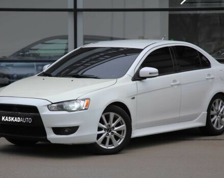 Белый Мицубиси Лансер, объемом двигателя 2 л и пробегом 156 тыс. км за 9500 $, фото 1 на Automoto.ua