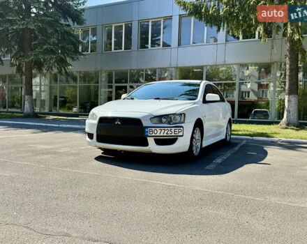 Білий Міцубісі Lancer, об'ємом двигуна 2 л та пробігом 240 тис. км за 7500 $, фото 1 на Automoto.ua