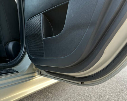 Бежевый Мицубиси Лансер, объемом двигателя 1.8 л и пробегом 285 тыс. км за 6700 $, фото 10 на Automoto.ua