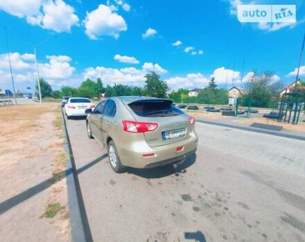 Бежевий Міцубісі Lancer, об'ємом двигуна 1.8 л та пробігом 281 тис. км за 6800 $, фото 3 на Automoto.ua