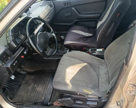 Бежевый Мицубиси Лансер, объемом двигателя 1.8 л и пробегом 380 тыс. км за 1000 $, фото 2 на Automoto.ua