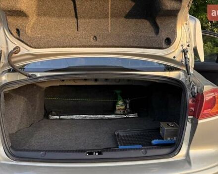 Бежевий Міцубісі Lancer, об'ємом двигуна 2 л та пробігом 132 тис. км за 7500 $, фото 3 на Automoto.ua