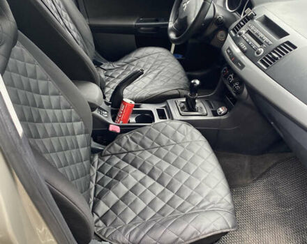 Міцубісі Lancer 2007 у Києві на Automoto.ua Бежевий Міцубісі Lancer, об'ємом двигуна 1.5 л та пробігом 236 тис. км за 5200 $, фото 4 на Automoto.ua