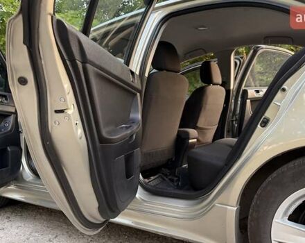 Бежевий Міцубісі Lancer, об'ємом двигуна 2 л та пробігом 132 тис. км за 7500 $, фото 11 на Automoto.ua