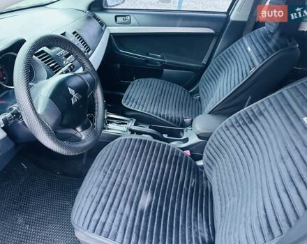 Бежевый Мицубиси Лансер, объемом двигателя 1.5 л и пробегом 380 тыс. км за 5000 $, фото 13 на Automoto.ua