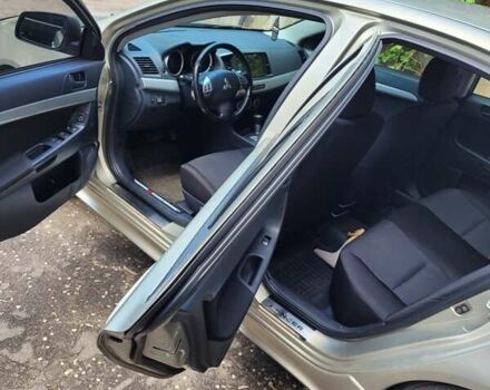 Мицубиси Лансер 2007 в Запорожье на Automoto.ua Бежевый Мицубиси Лансер, объемом двигателя 2 л и пробегом 114 тыс. км за 7450 $, фото 2 на Automoto.ua