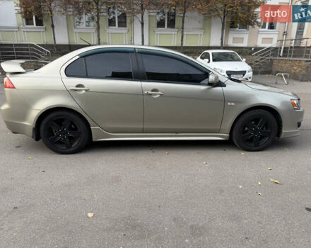 Бежевый Мицубиси Лансер, объемом двигателя 2 л и пробегом 238 тыс. км за 5500 $, фото 7 на Automoto.ua