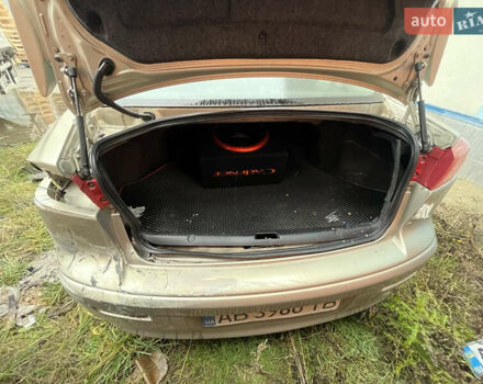 Бежевый Мицубиси Лансер, объемом двигателя 2 л и пробегом 278 тыс. км за 3100 $, фото 19 на Automoto.ua