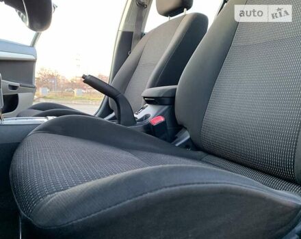 Бежевий Міцубісі Lancer, об'ємом двигуна 1.5 л та пробігом 148 тис. км за 6700 $, фото 30 на Automoto.ua