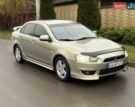 Бежевый Мицубиси Лансер, объемом двигателя 2 л и пробегом 250 тыс. км за 6400 $, фото 6 на Automoto.ua