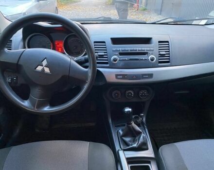 Бежевый Мицубиси Лансер, объемом двигателя 1.5 л и пробегом 242 тыс. км за 5999 $, фото 6 на Automoto.ua