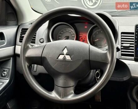 Бежевый Мицубиси Лансер, объемом двигателя 1.5 л и пробегом 265 тыс. км за 6300 $, фото 13 на Automoto.ua