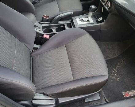 Бежевий Міцубісі Lancer, об'ємом двигуна 2 л та пробігом 180 тис. км за 6500 $, фото 8 на Automoto.ua