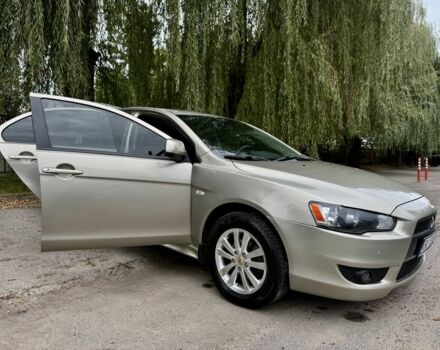 Бежевий Міцубісі Lancer, об'ємом двигуна 2 л та пробігом 280 тис. км за 6600 $, фото 3 на Automoto.ua