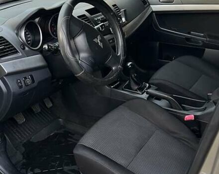 Мицубиси Лансер 2008 в Киеве на Automoto.ua Бежевый Мицубиси Лансер, объемом двигателя 1.5 л и пробегом 224 тыс. км за 5400 $, фото 9 на Automoto.ua