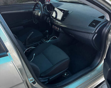 Бежевый Мицубиси Лансер, объемом двигателя 2 л и пробегом 225 тыс. км за 6999 $, фото 17 на Automoto.ua