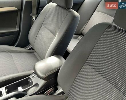 Бежевый Мицубиси Лансер, объемом двигателя 1.5 л и пробегом 186 тыс. км за 6500 $, фото 4 на Automoto.ua