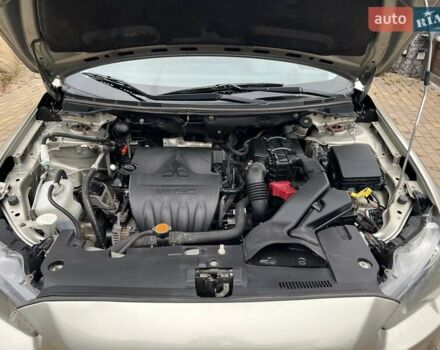 Бежевый Мицубиси Лансер, объемом двигателя 1.5 л и пробегом 230 тыс. км за 5950 $, фото 13 на Automoto.ua